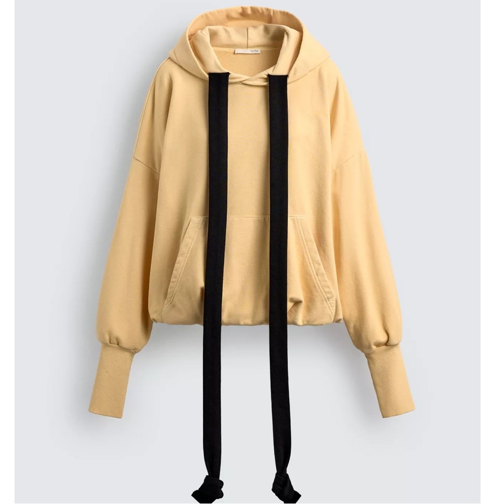 ZARA — HARRY LAMBERT FOR ZARA X DISNEY HOODIE